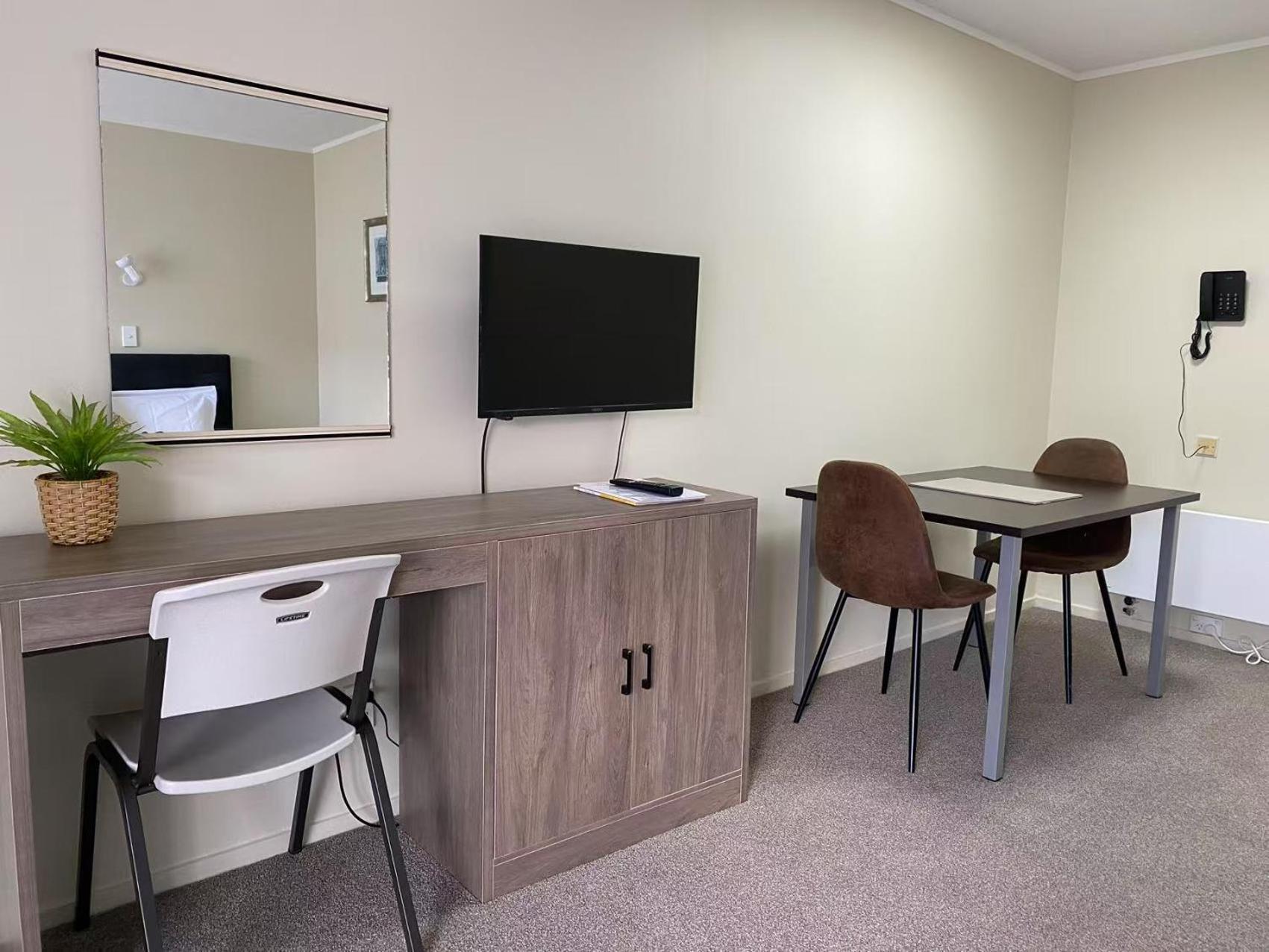 Malones Spa Motel Rotorua Bagian luar foto